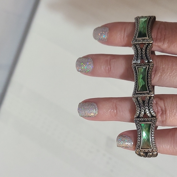 Lia Sophia Green Isle Stretch Bracelet NWT - Picture 5 of 6